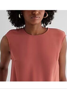 Satin Crew Neck High-Low Hem Gramercy Tee XL Desert Rose